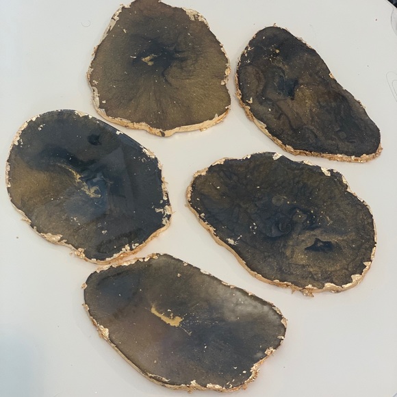 Geode gold leafed coaster set of 5 - Picture 2 of 3